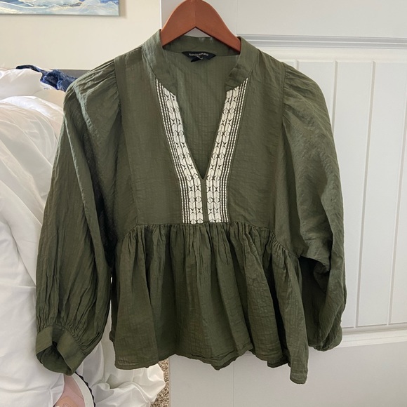 Banana Republic army green blouse - Picture 1 of 4